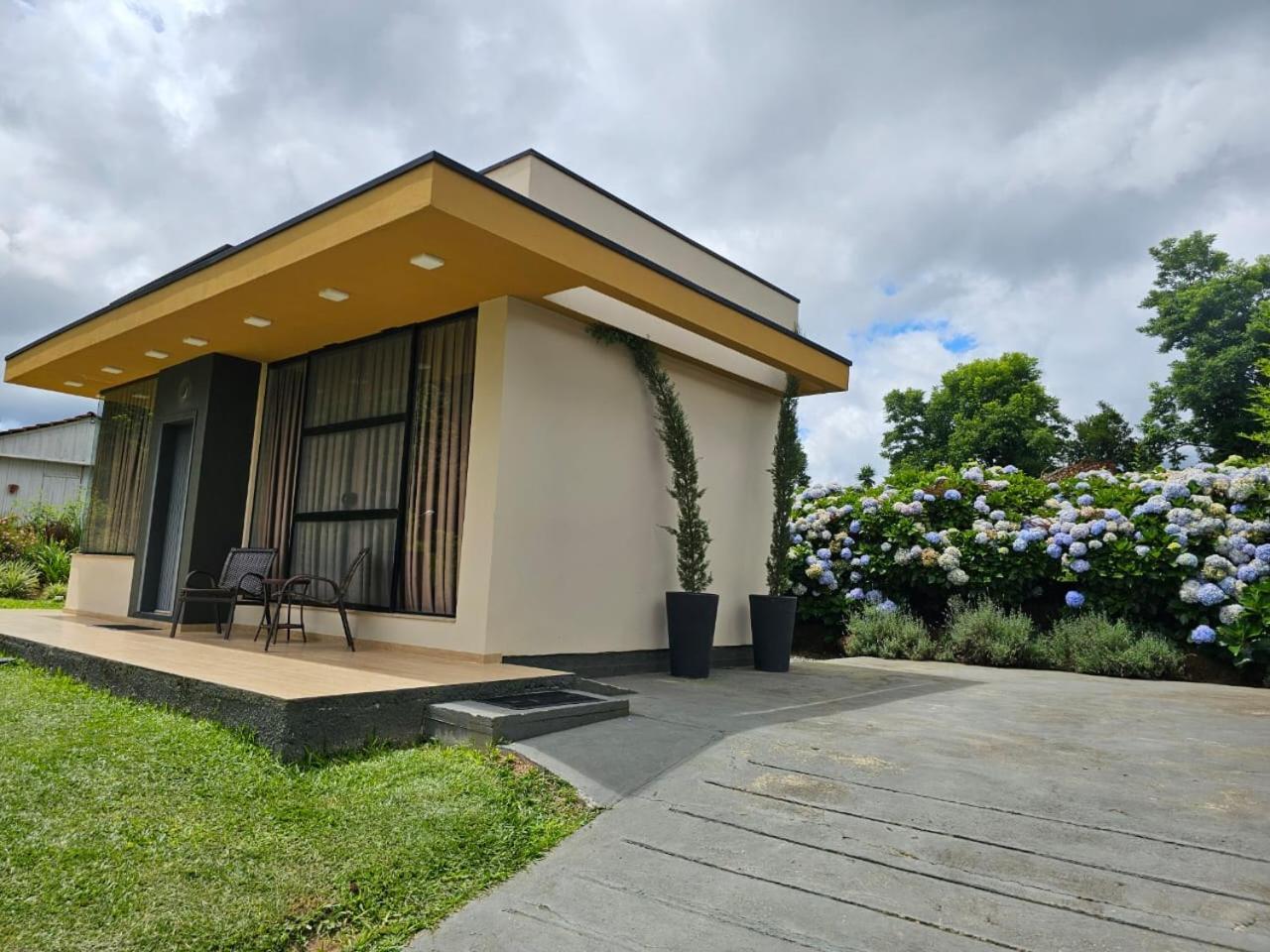 Super Tinyhouse Ao Lado Da Igreja Matriz Holiday home Urubici